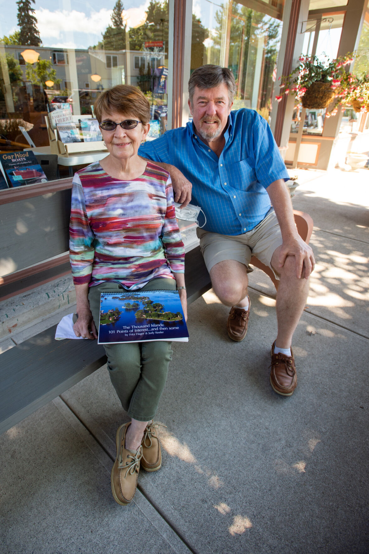 To the letter Book of vintage Thousand Island postcards share ‘Points of Interest’